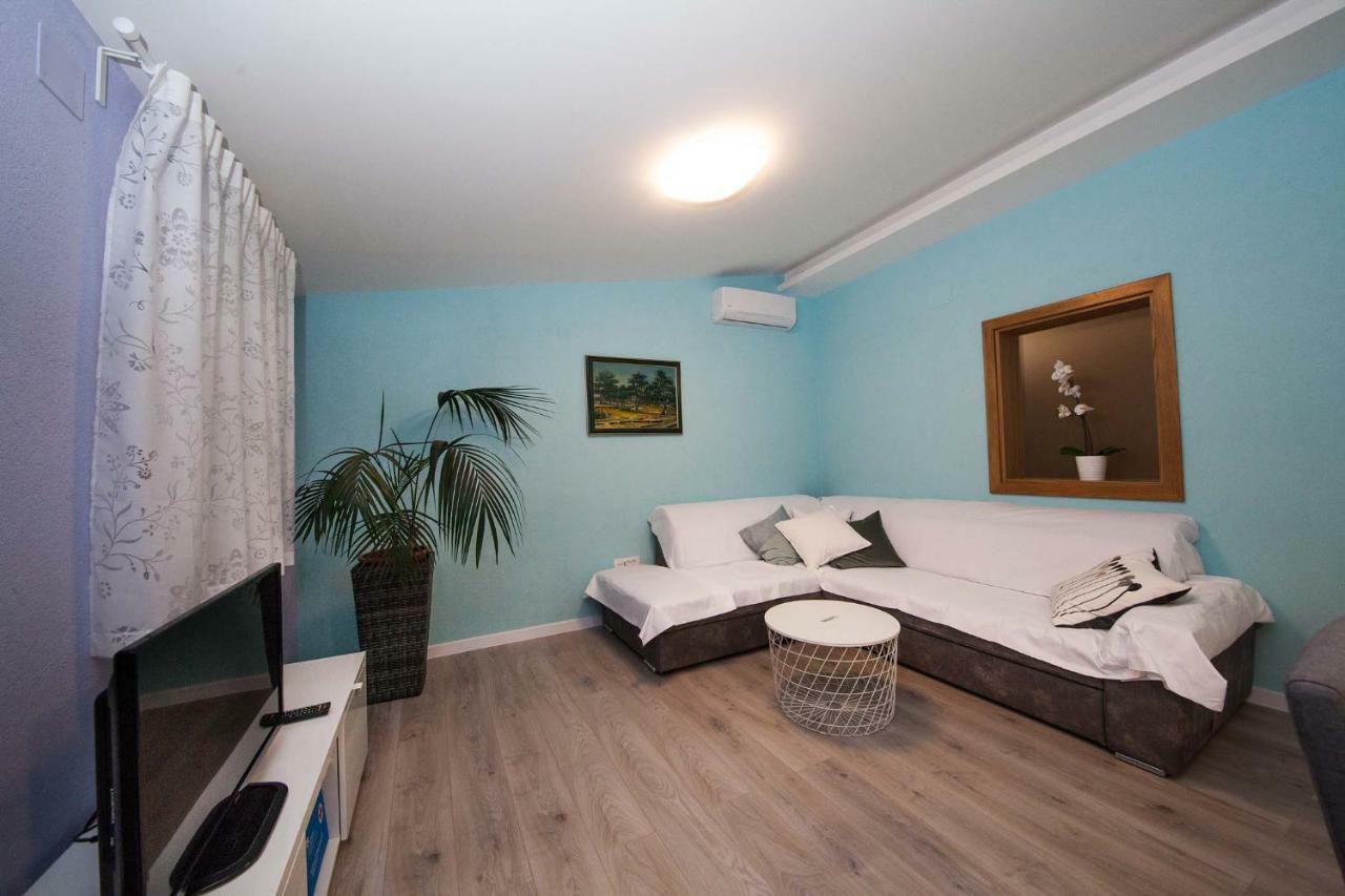 Apartament Apartman Josipa Makarska Zewnętrze zdjęcie